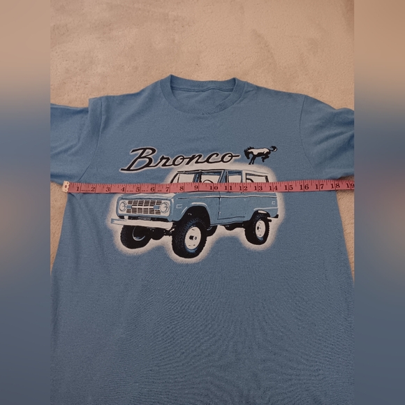 Retro~ Blue Ford Bronco Graphic Tee Unisex S/M - Picture 2 of 7